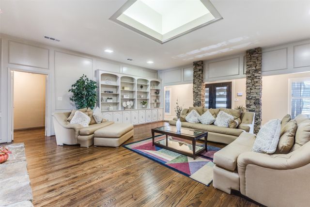 8517 Clover Meadow Drive, Dallas, TX 75243