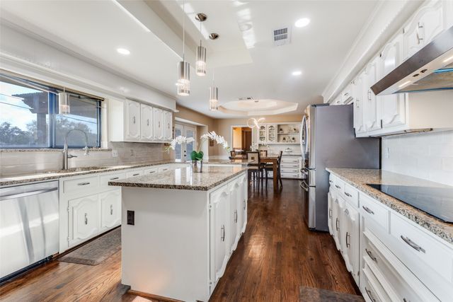 8517 Clover Meadow Drive, Dallas, TX 75243