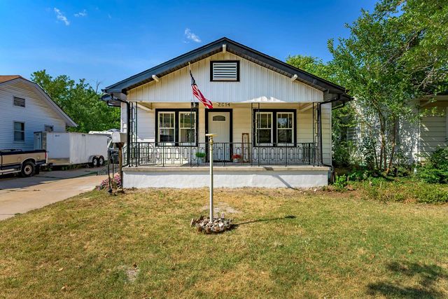 2614 W Douglas Ave, Wichita, KS 67203
