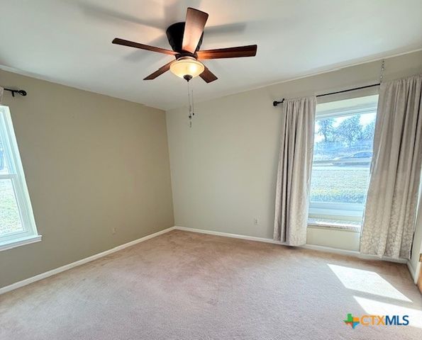 1805 E Robertson Avenue, Copperas Cove, TX 76522