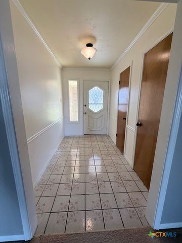 1805 E Robertson Avenue, Copperas Cove, TX 76522