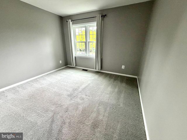 5 GRACE CHURCH CT, Silver Spring, MD 20910