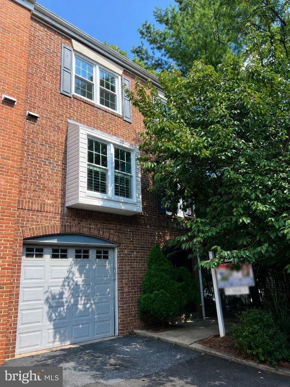 5 GRACE CHURCH CT, Silver Spring, MD 20910