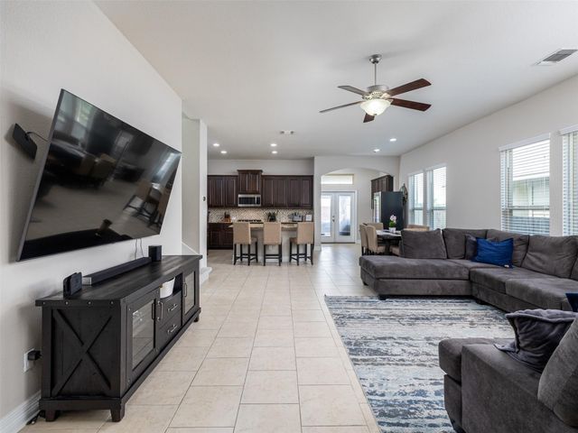 717 Blue Agave LN, Georgetown, TX 78626