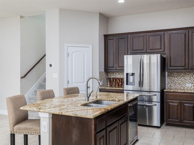 717 Blue Agave LN, Georgetown, TX 78626