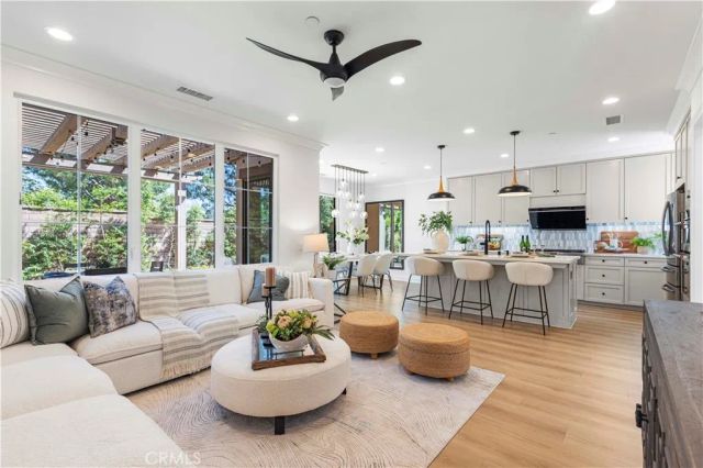 54 Painted Cameo, Irvine, CA 92602