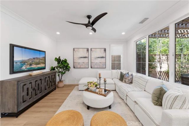 54 Painted Cameo, Irvine, CA 92602