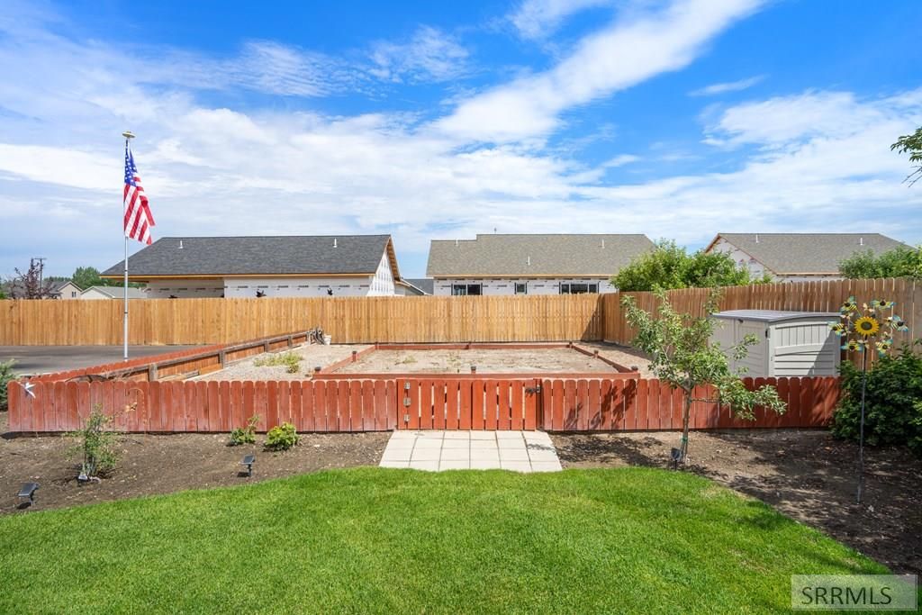 Image 9 of property listing at 190 W 4 N, Rigby, ID 83442