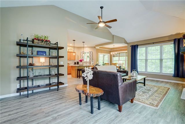 1037 Chapelhill Drive, Victor, NY 14564