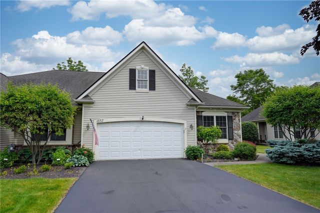 1037 Chapelhill Drive, Victor, NY 14564