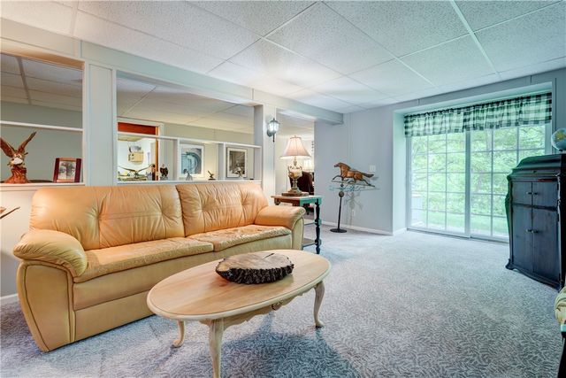 1037 Chapelhill Drive, Victor, NY 14564
