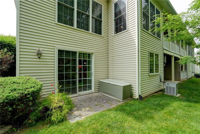 1037 Chapelhill Drive, Victor, NY 14564