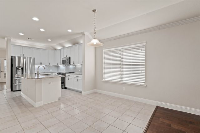 13161 Upland Meadow Court, Fort Worth, TX 76244