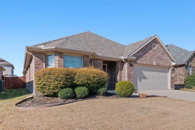 13161 Upland Meadow Court, Fort Worth, TX 76244