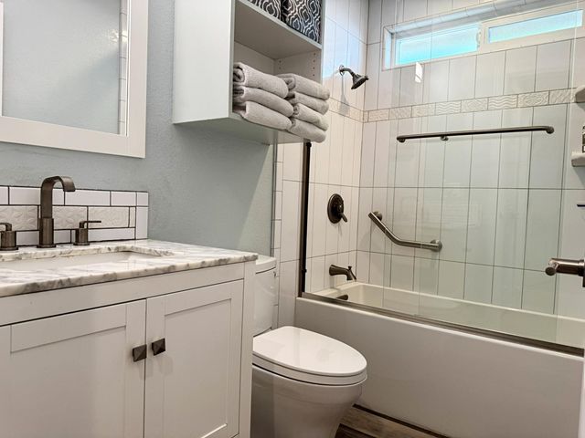 665 Cappella Dr, Diamond Springs, CA 95619
