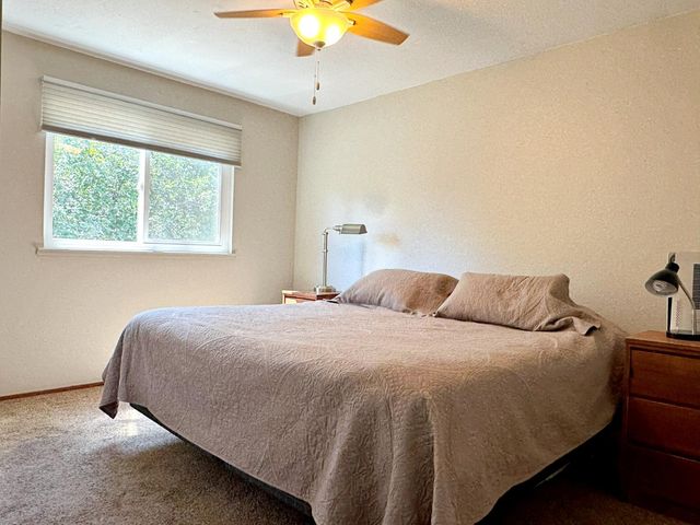 665 Cappella Dr, Diamond Springs, CA 95619
