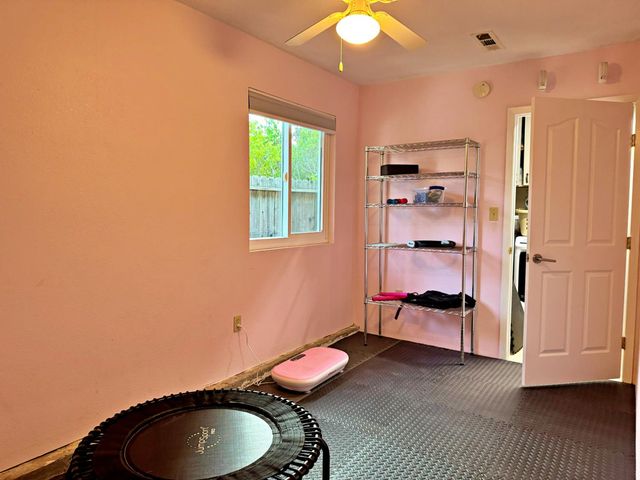 665 Cappella Dr, Diamond Springs, CA 95619