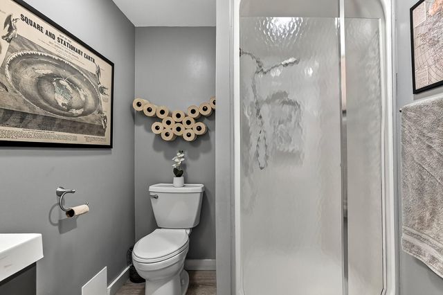 3555 S Mentor Avenue, Springfield, MO 65804