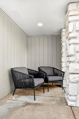 3555 S Mentor Avenue, Springfield, MO 65804