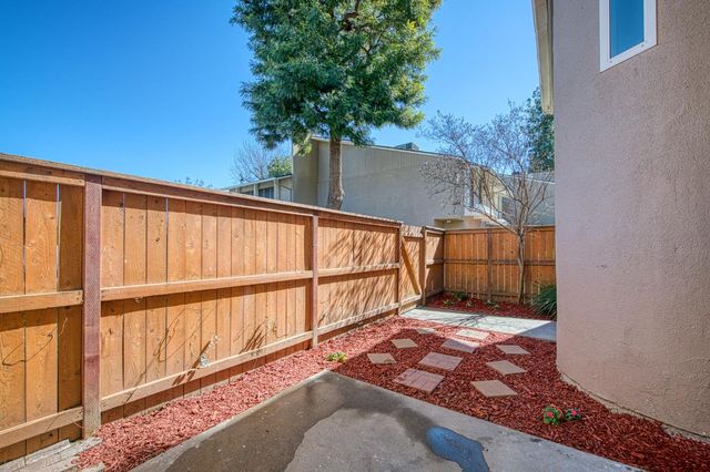 6656 N 3rd Street, Fresno, CA 93710