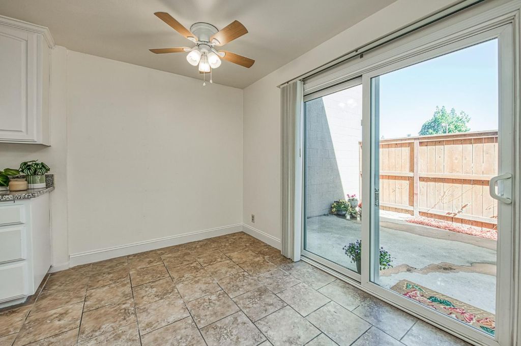 Image 8 of property listing at 6656 N 3rd Street, Fresno, CA 93710