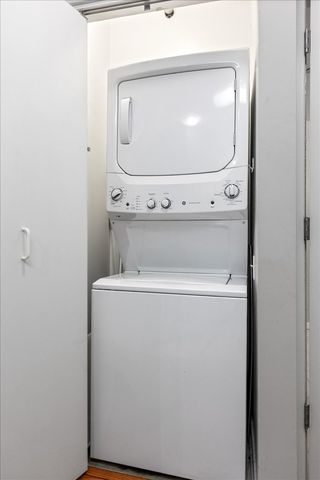 600 N Kingsbury Street 1614, Chicago, IL 60610