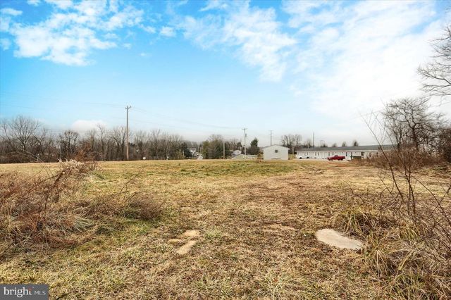 517 AUBEL RD, Delta, PA 17314