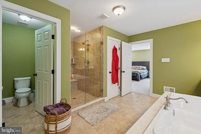 2058 BELLEMEAD RD, Havertown, PA 19083