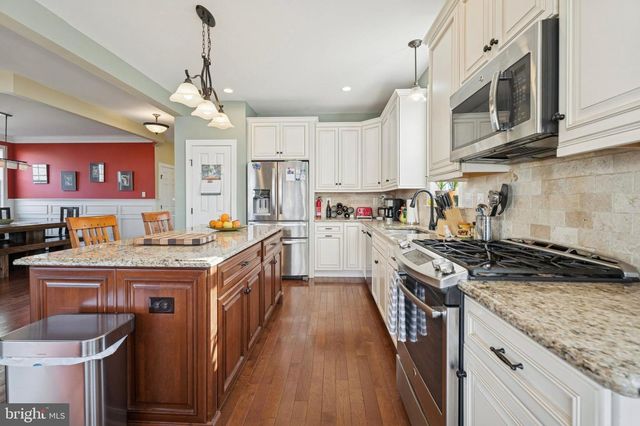 2058 BELLEMEAD RD, Havertown, PA 19083