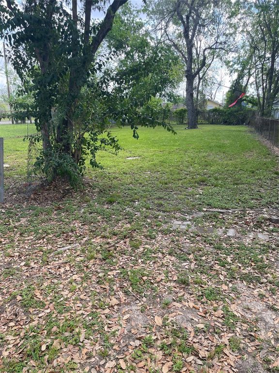 1718 Worms Street, Houston, TX 77020