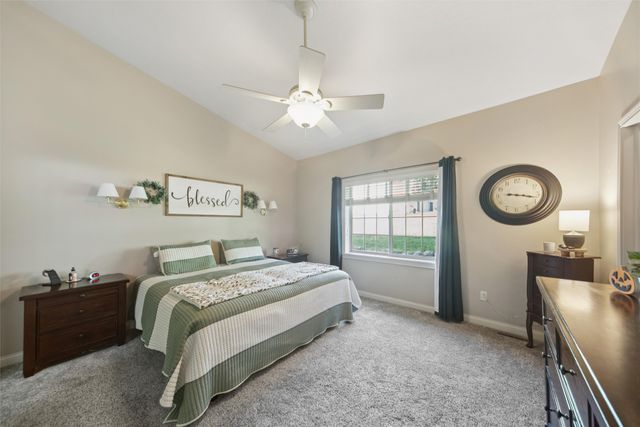 2260 Fountain Crest Drive, Pleasant Hill, IA 50327