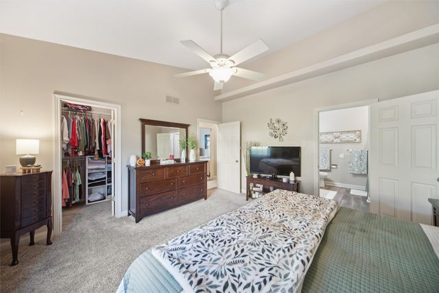 2260 Fountain Crest Drive, Pleasant Hill, IA 50327