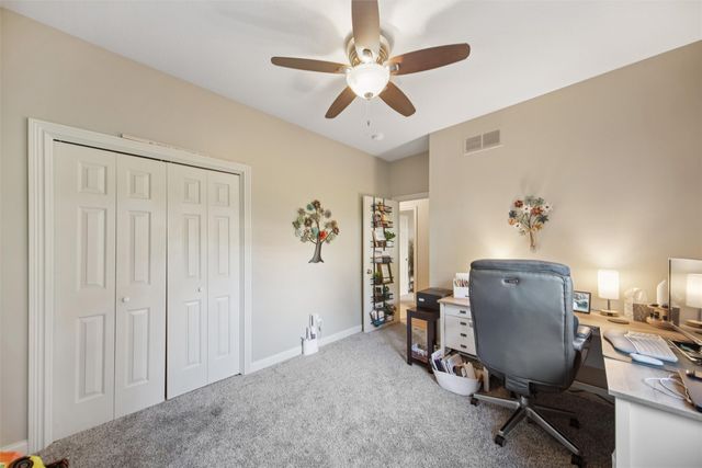 2260 Fountain Crest Drive, Pleasant Hill, IA 50327