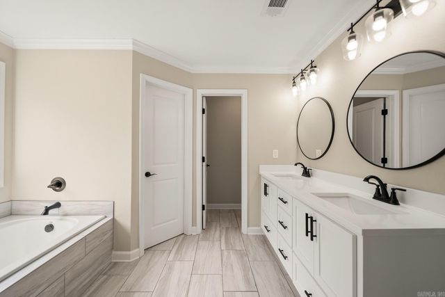 609 Lucy Lane, Alexander, AR 72002