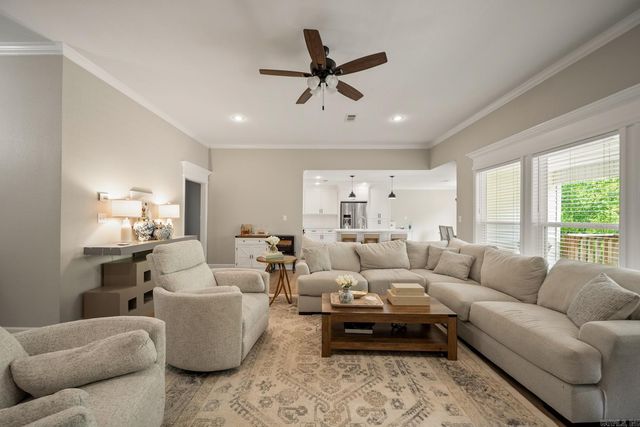 609 Lucy Lane, Alexander, AR 72002