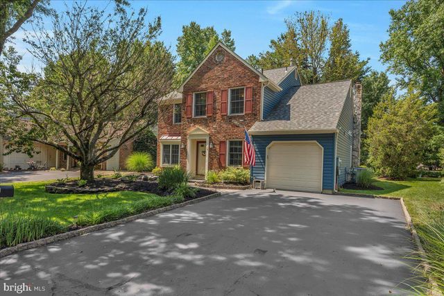 4 DORAL CT, Marlton, NJ 08053