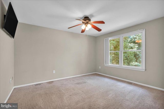 4 DORAL CT, Marlton, NJ 08053