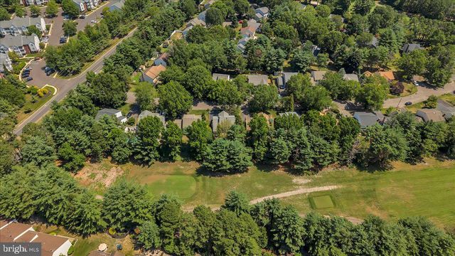 4 DORAL CT, Marlton, NJ 08053