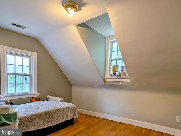 7321 PINEY BRANCH RD, Takoma Park, MD 20912