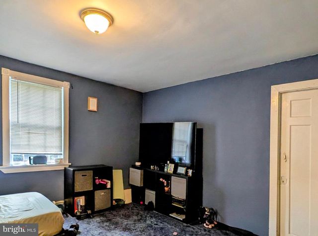 7321 PINEY BRANCH RD, Takoma Park, MD 20912