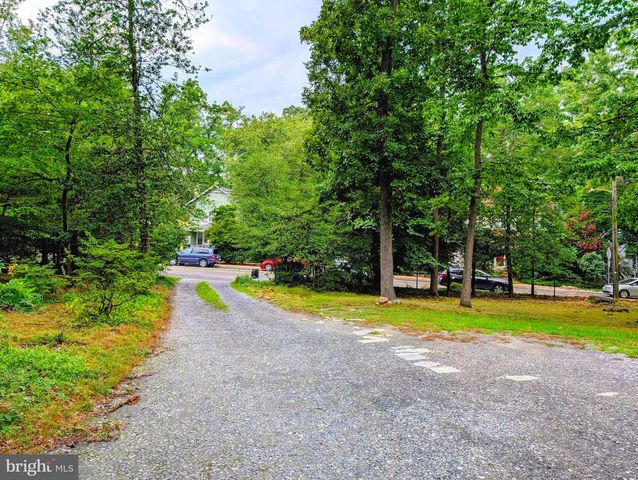 7321 PINEY BRANCH RD, Takoma Park, MD 20912