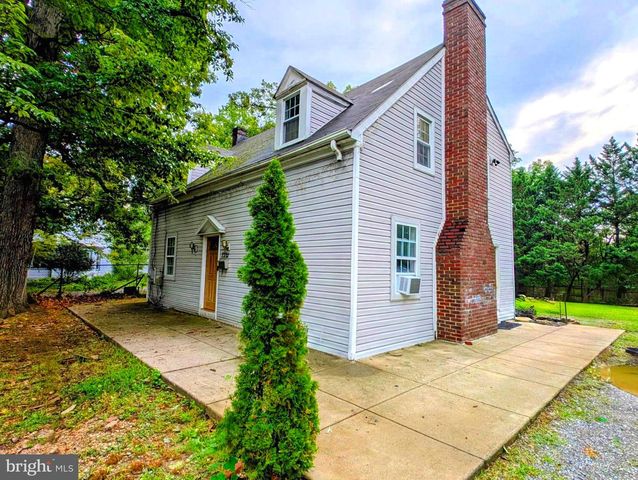 7321 PINEY BRANCH RD, Takoma Park, MD 20912