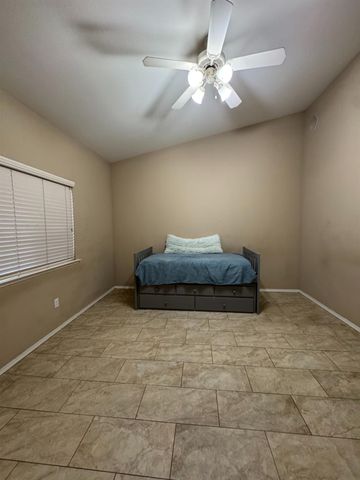 1656 Camino Lane, Madera, CA 93637