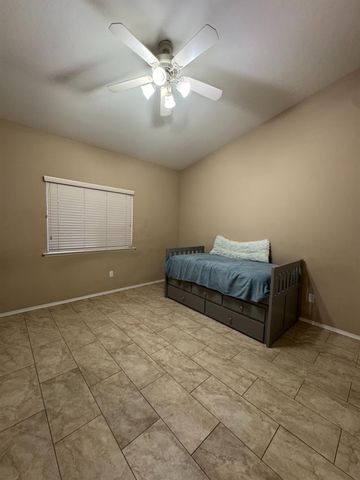 1656 Camino Lane, Madera, CA 93637