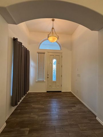 1656 Camino Lane, Madera, CA 93637