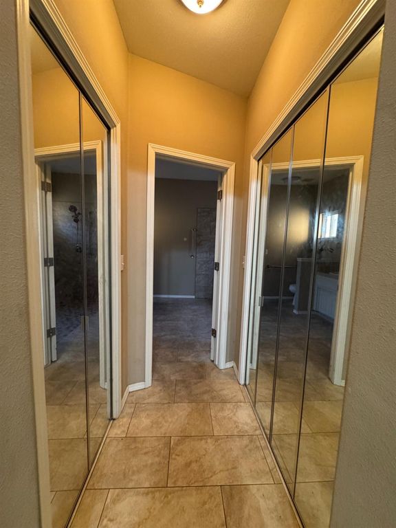 Image 22 of property listing at 1656 Camino Lane, Madera, CA 93637