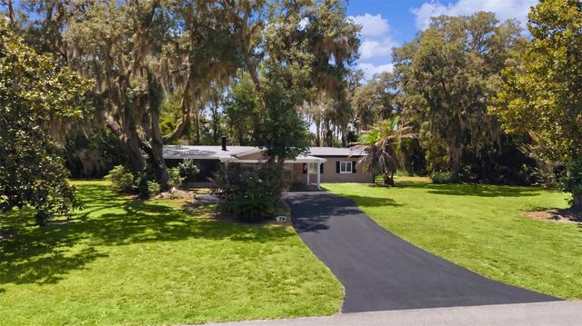27817 W PELICAN ISLE DRIVE, Leesburg, FL 34748