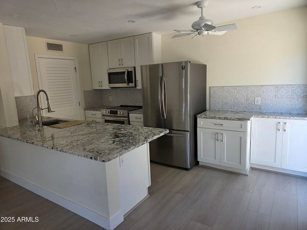 14626 N Yerba Buena Way Apt A, Fountain Hills, AZ 85268
