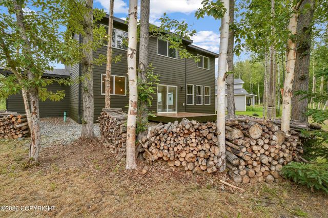 431 N Bethel Place, Palmer, AK 99645