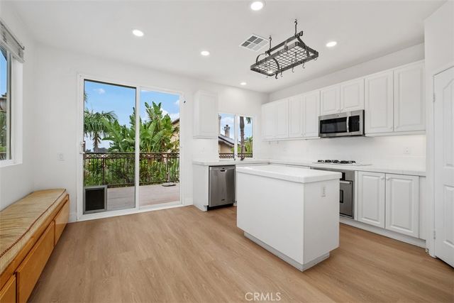 2302 N Chelsey Ct, Orange, CA 92867